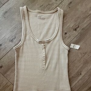 NWT - Aerie henley tank top